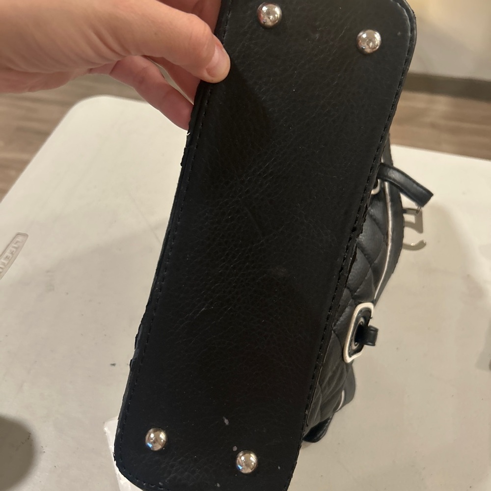 Chanel Black Quilted Purse In Fair Condition. Has Damage Please See Photos! - Picture 9 of 17